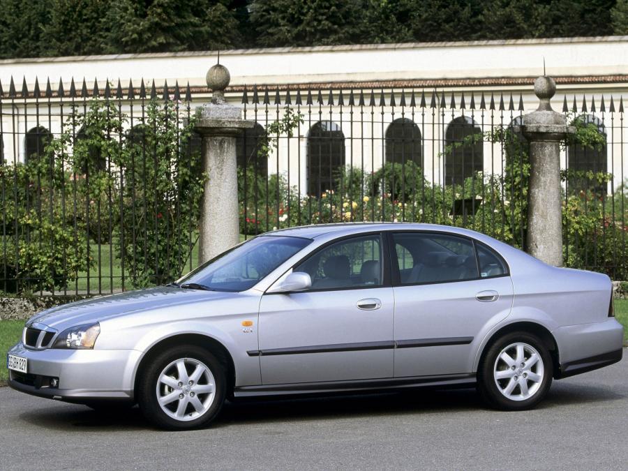 Daewoo Evanda 2003 года  (фото 19 из 19)